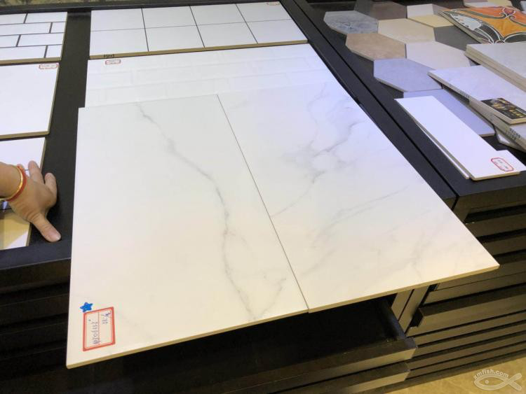 去網紅店選瓷磚,沒想到老板居然和我們是...... 去網紅店選瓷磚,沒想到老板居然和我們是......