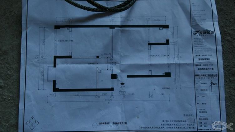 5月2日，敲墻完工，師傅很nice