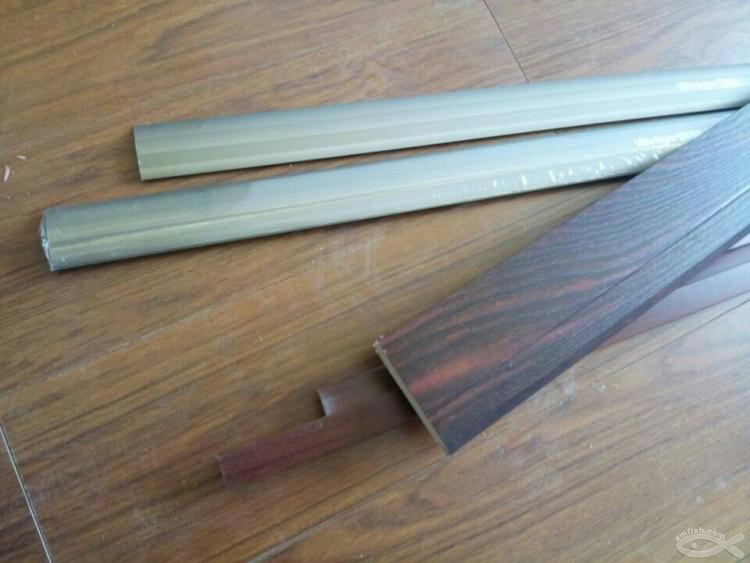 10月24日，木地板裝完，家終于像樣了