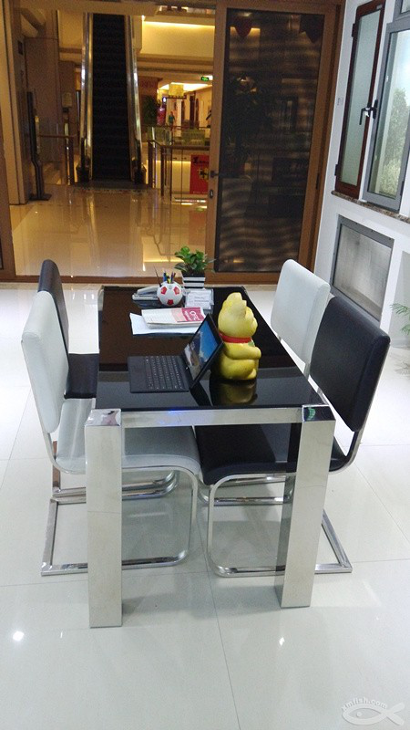 挑選家具——沙發、床、床頭柜 挑選家具——沙發、床、床頭柜