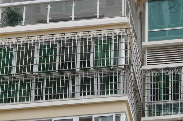 防盜網(wǎng)——家庭的第二道安全關(guān) 防盜網(wǎng)——家庭的第二道安全關(guān)