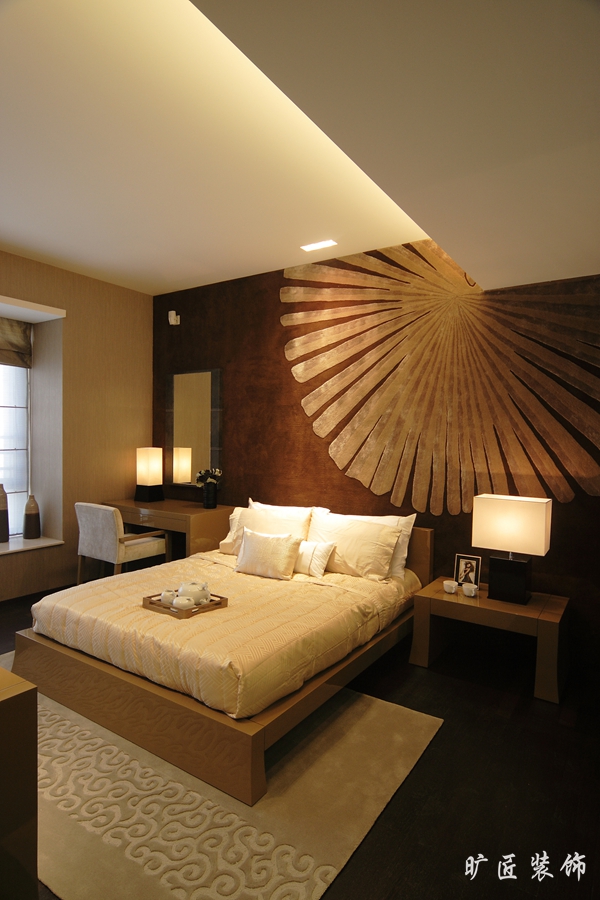 小臥室榻榻米如何裝才漂亮？