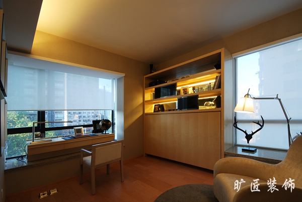 廣式后現代風別墅裝修設計 金碧輝煌簡約明亮